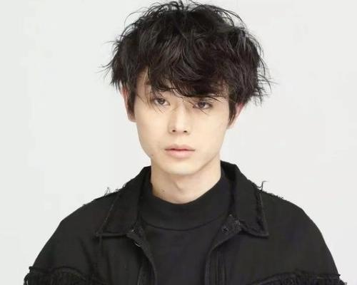 票选鬼灭真人演员，黑神演炭治郎，菲利普演伊之助，电王演富冈