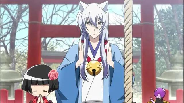 《银仙》陪你吃年夜饭，有美貌的狐仙陪伴实在下饭！