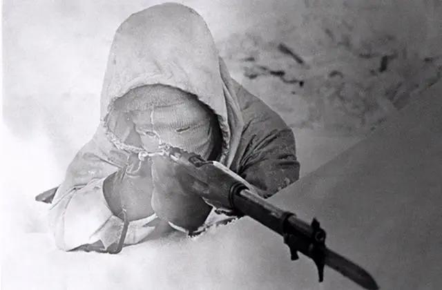 终末的女武神，人类阵营卧虎藏龙，还有一位接近神的男人