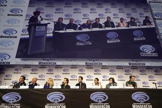 《黑凤凰》《托尔金》剧组现身WonderCon漫展