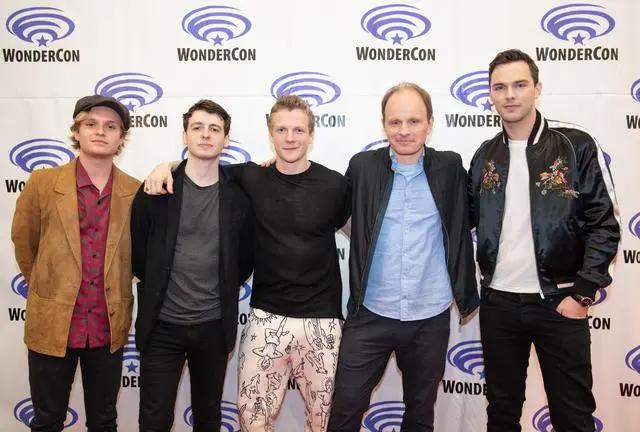 《黑凤凰》《托尔金》剧组现身WonderCon漫展