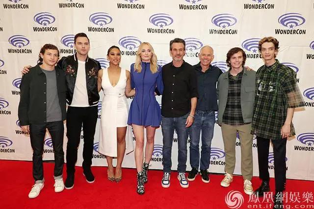 《X战警：黑凤凰》《托尔金》亮相漫展主创惊喜现身