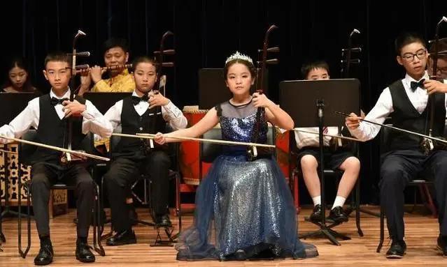 第4届冯敏怡二胡师生音乐会在广州星海音乐厅举行