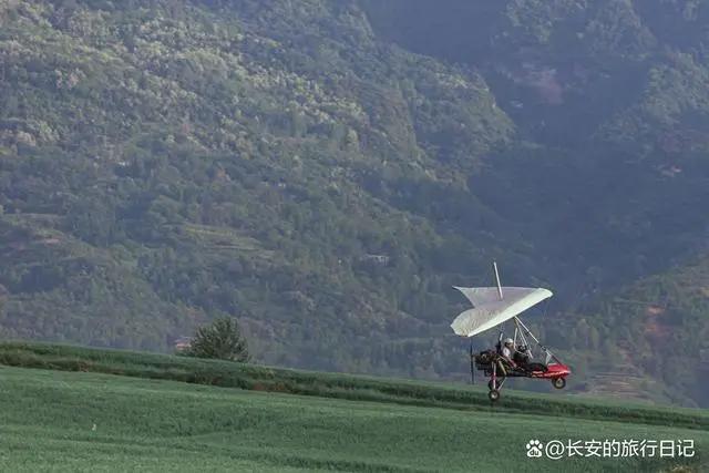 距离西安最近的秦岭麦田，仿佛来到了宫崎骏的动漫世界