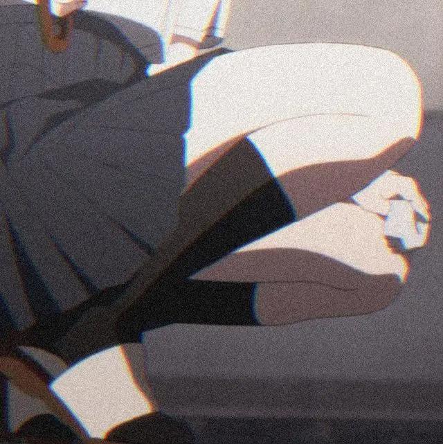 伤感动漫头像：即使遍体鳞伤也希望你是快乐的模样！