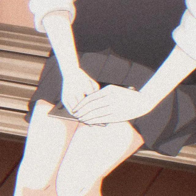 伤感动漫头像：即使遍体鳞伤也希望你是快乐的模样！