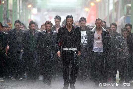 动漫真人版电影排行：《热血高校》第2，《进击的巨人》垫底