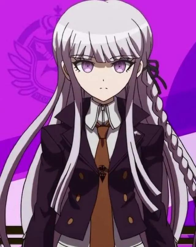 面如冰霜美如雪花，盘点动漫中的银发无表情美少女，你最想抱走谁