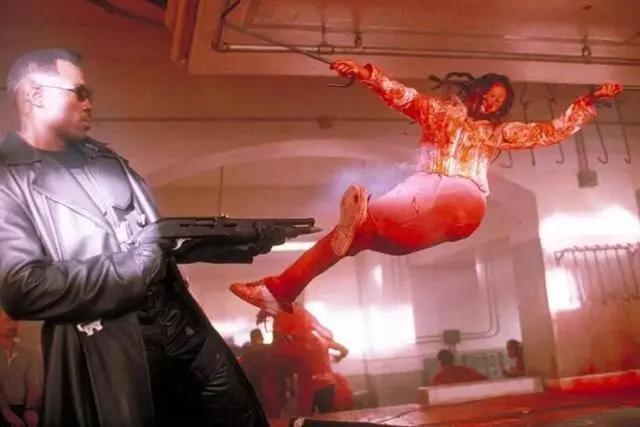 敢叫板《黑客帝国》和《生化危机》，甄子丹任武指的超英经典