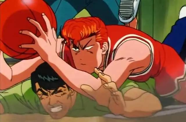 《灌篮高手》：樱木把比命看得还重的“救球”同样在NBA普遍存在