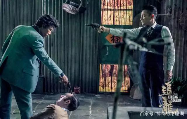 国庆档的十年硝烟，徐克、吴宇森比拼武侠，邓超、李连杰对决奇幻