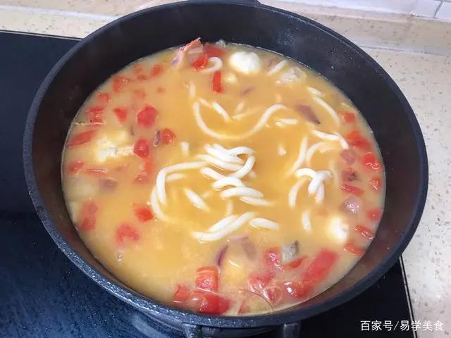 著名香港小吃，《麦兜响当当》同款鱼丸粗面，有鱼丸也有粗面哦！