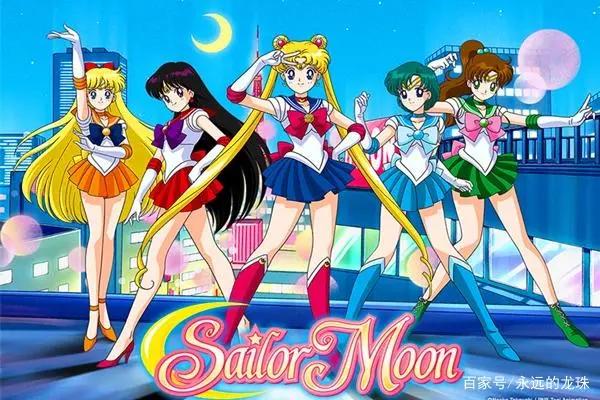 cosplay美少女战士的肌肉大叔，这是真爱动漫？还是故意求围观？