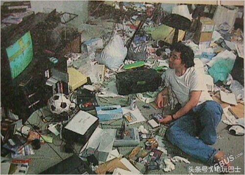 皮鞭皮靴超短裙的少女时代聊聊《美少女战士》和那个时代