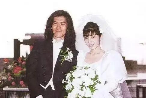 《美少女战士》出新动画，武内直子挂名总监修，网友隔空喊话富坚