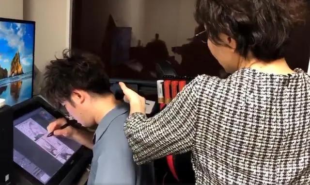 《美少女战士》出新动画，武内直子挂名总监修，网友隔空喊话富坚