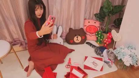 养猫宅女抢晒美图M8s美少女战士限量版网友：人品颜值都服