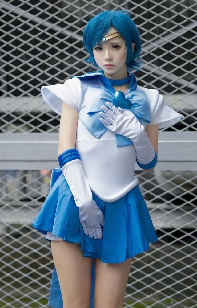 三组日本动漫《美少女战士》COSPLAY欣赏！造型相当唯美的作品！