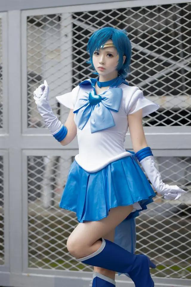 三组日本动漫《美少女战士》COSPLAY欣赏！造型相当唯美的作品！