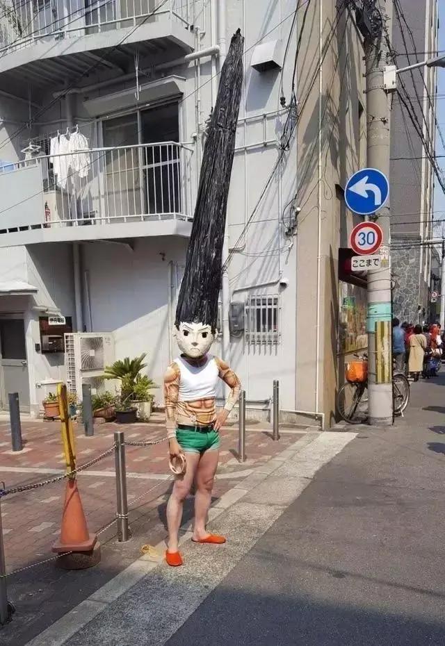 圣诞节要到了，外国人开启了神COS模式