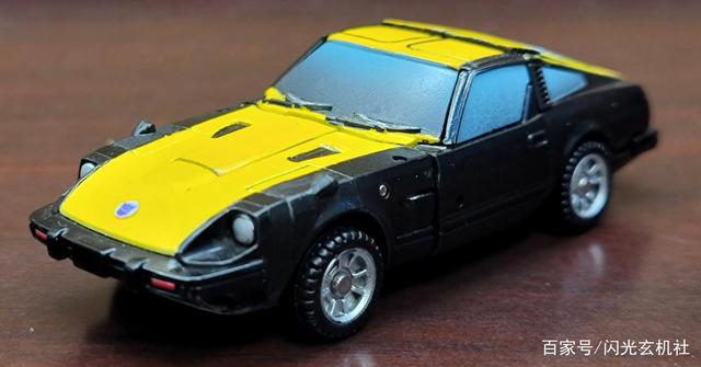 《变形金刚G1》动漫衍生：霸天虎隐身渗透人物-“间谍”破坏者