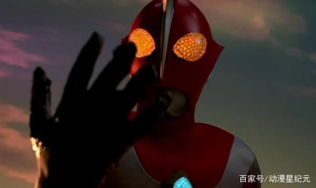 盘点致敬：这一集的迪迦奥特曼你看过吗？片尾曲居然放的是初代！