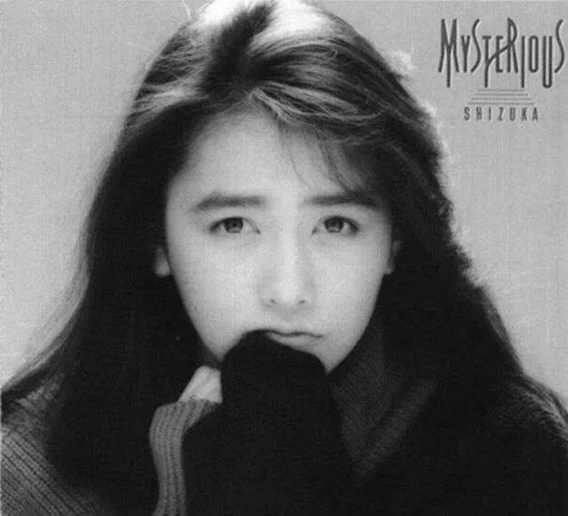 小新的审美就没错过，《蜡笔小新》里都出现过这些日本美女