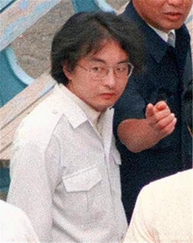 案件回顾：学霸因身体畸形被嘲笑，一年内残害四名女童