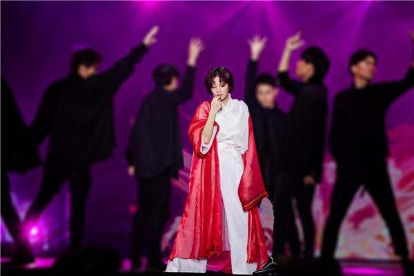 SNH48GROUP第六届年度金曲大赏落幕陆婷、冯薪朵《HoldMeTight》斩获年度金曲