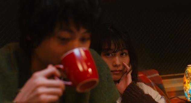 连“二次元一代”也打不赢的爱情，为何值得我们相信？