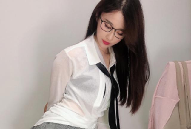 同样是COS会长！腐团儿辣眼睛，轩子巨2兔却更给人成熟韵味