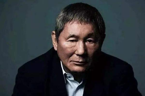 在众多的日本导演里面，你最喜欢谁的戏？