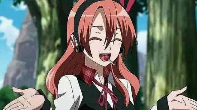 你见过这样奇葩的武器吗？网友：请收下我的膝盖！