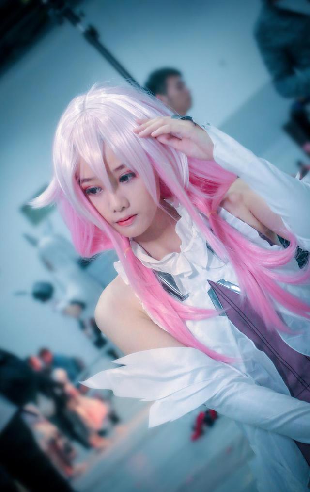 《罪恶王冠》楪祈Cos被禁止进入漫展，粉丝：换一套衣服就好了