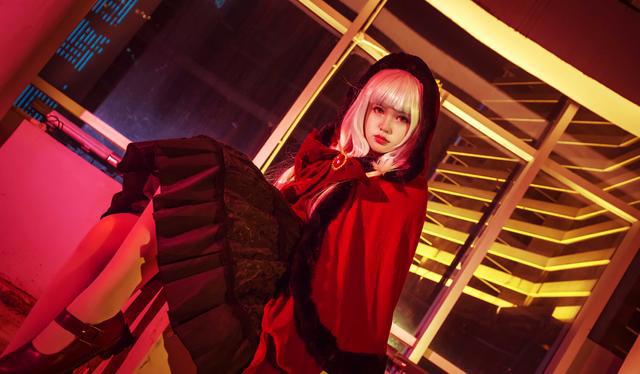 这是一组关于动漫《K》中可爱萝莉栉名安娜让人失望的cosplay图片