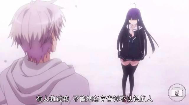 比画女硬说男更恐怖的，是画高校生硬说是小学生！