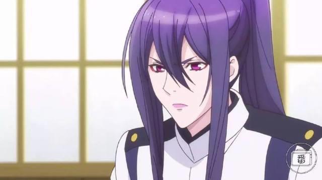 比画女硬说男更恐怖的，是画高校生硬说是小学生！