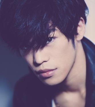 爷又青结？花泽香菜和小野贤章宣告结婚！盘点各自配音的动漫角色