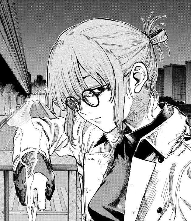 男主在夜晚独自闲逛时，遇到馋他身子的小姐姐