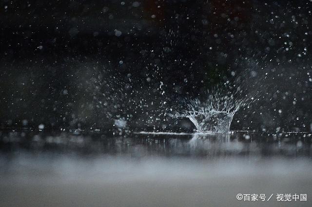 二次元中的晴天雨天，在动漫的，你更爱谁？