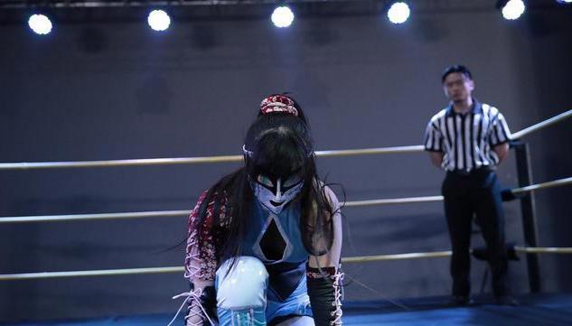 最强声优，干一行爱一行，声优界的摔跤冠军