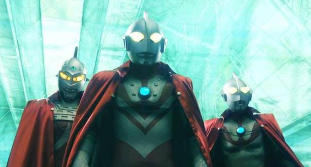 奥特曼恶搞漫画，总是遇到触手类怪兽，只剩皮套的这张莫名搞笑