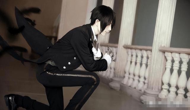 真人版黑执事是什么样子的，你绝对想不到有多帅，这cos爱了爱了