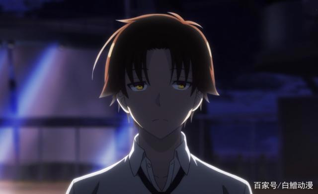 欢迎来到实力至上主义教室：绫小路，低调男主，扛着钢琴练书法