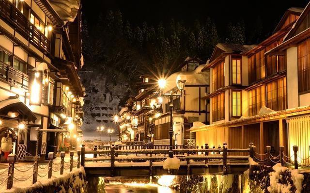 你最想进入哪部动漫？这些充满梦幻色彩的地方，都是真实存在的