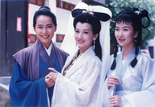 满满的回忆！“白娘子”赵雅芝助阵《白蛇2：青蛇劫起》