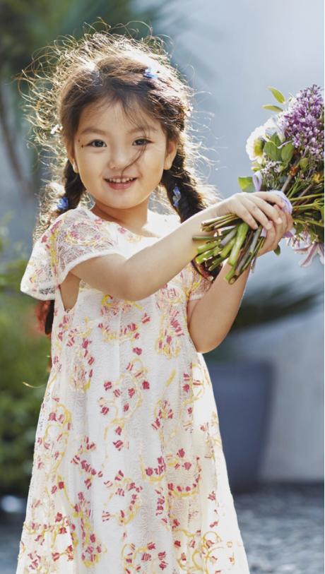 从动漫里走出来的阿拉蕾，曝近照又圈粉无数，网友：又骗我生孩子