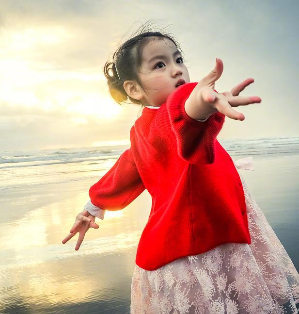 从动漫里走出来的阿拉蕾，曝近照又圈粉无数，网友：又骗我生孩子