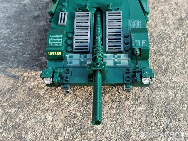 北欧无头骑士异闻录：小鲁班积木Strv103简评