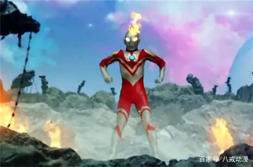 用最强的设定挨最毒的打！无敌的佐菲倒下了，门之巨人站了起来